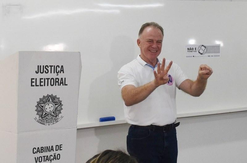 Renato Casagrande (PSB) é reeleito governador do Espírito Santo