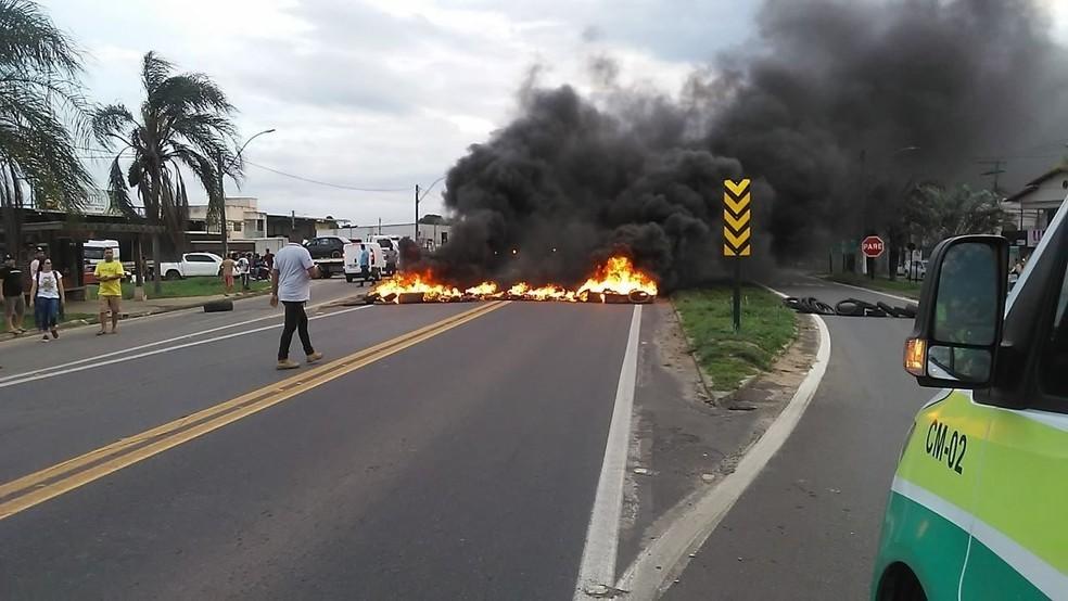 ES entra no 2° dia de protestos de manifestantes bolsonaristas nas rodovias do estado