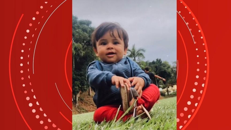 Bebê de 10 meses derruba panela, tem 40% do corpo queimado e é resgatado de helicóptero, no ES