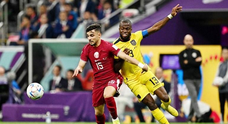 Equador vence Catar e quebra invencibilidade de países-sede em estreias de Copa