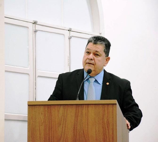 Presidente da Câmara prega união para resolver demandas de Guriri, em São Mateus, ES