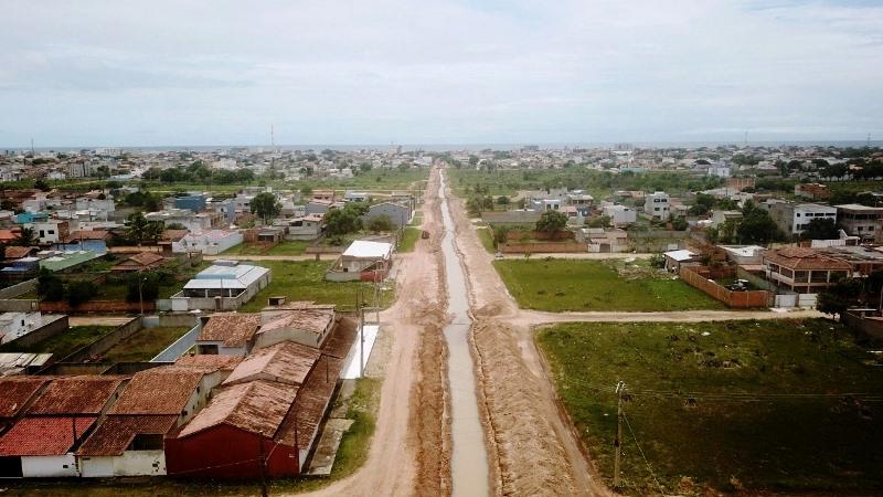 Operação de guerra para reduzir os alagamentos em Guriri, ganha aliados públicos e privados, em São Mateus