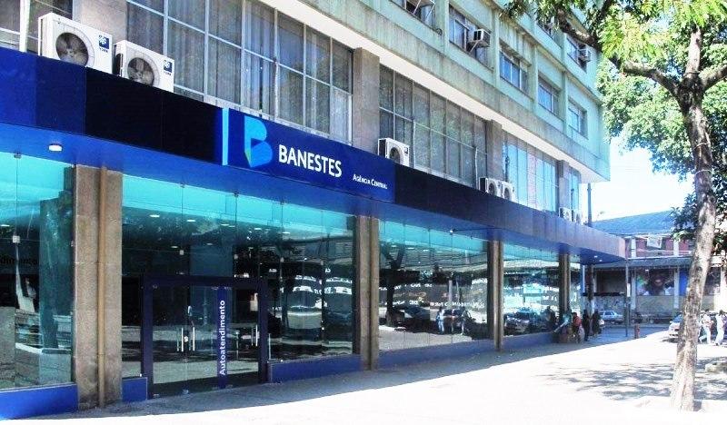 Banestes lança concurso com salários de até R$ 3,9 mil