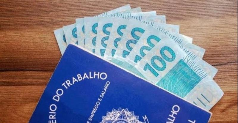 Governo aumenta salário mínimo para R$ 1.302 a partir de 2023