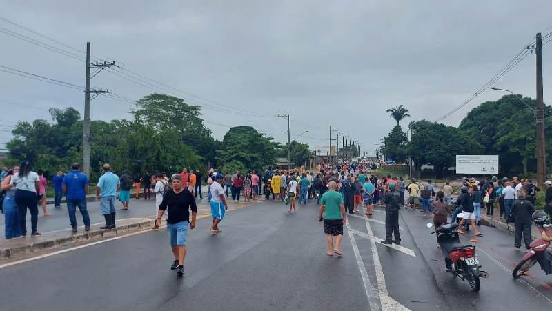 Chuva, deslizamento, interdição de ponte: Daniel Santana mobiliza equipes e monta plano de ação em São Mateus, ES