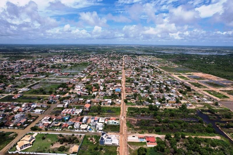 Desassoreamento do canal da 11ª avenida e patrolamento da via vai restabelecer o tráfego em Guriri, São Mateus, ES