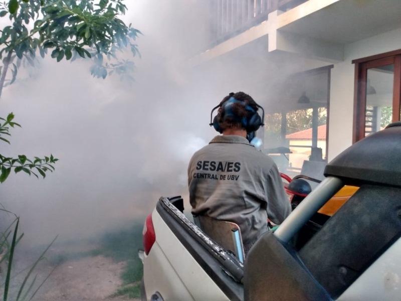 Secretaria Municipal de Saúde retoma o cronograma do carro fumacê, em Conceição da Barra, ES
