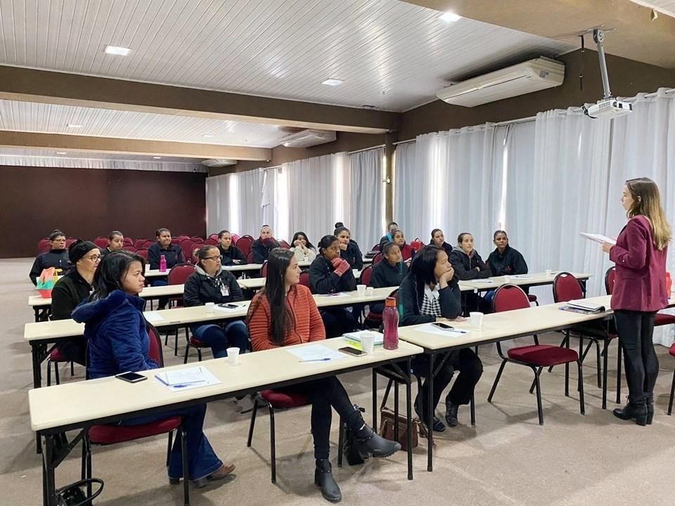 Setur consulta municípios sobre Programa de Qualificação para o Turismo no ES