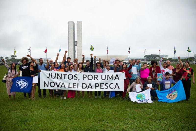 Pescadores e pescadoras artesanais demandam do novo governo mudanças urgentes na Lei da Pesca