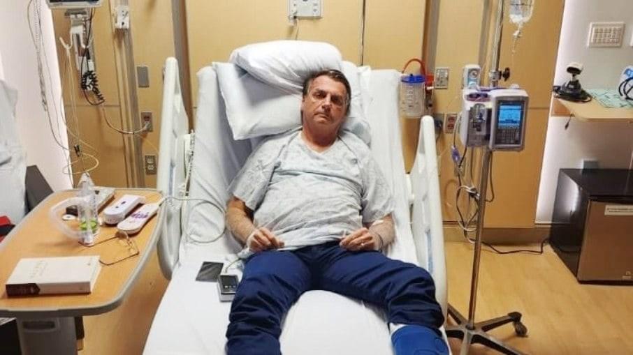 Bolsonaro quer desembarcar direto no hospital ao chegar no Brasil