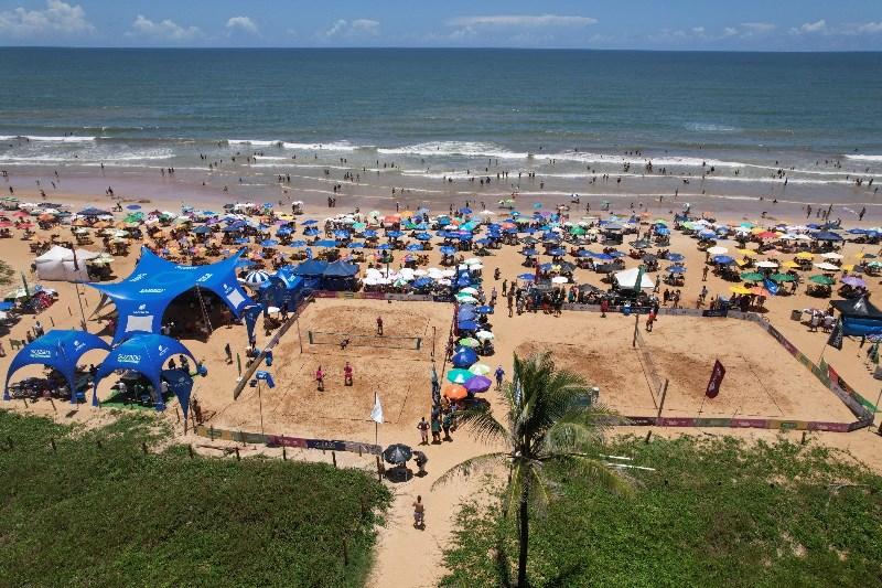 Jogos de Verão está bombando no balneário de Guriri, em São Mateus, ES