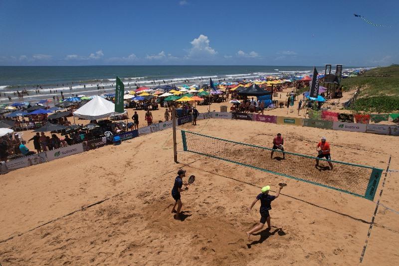 Jogos de Verão está bombando no balneário de Guriri, em São Mateus, ES