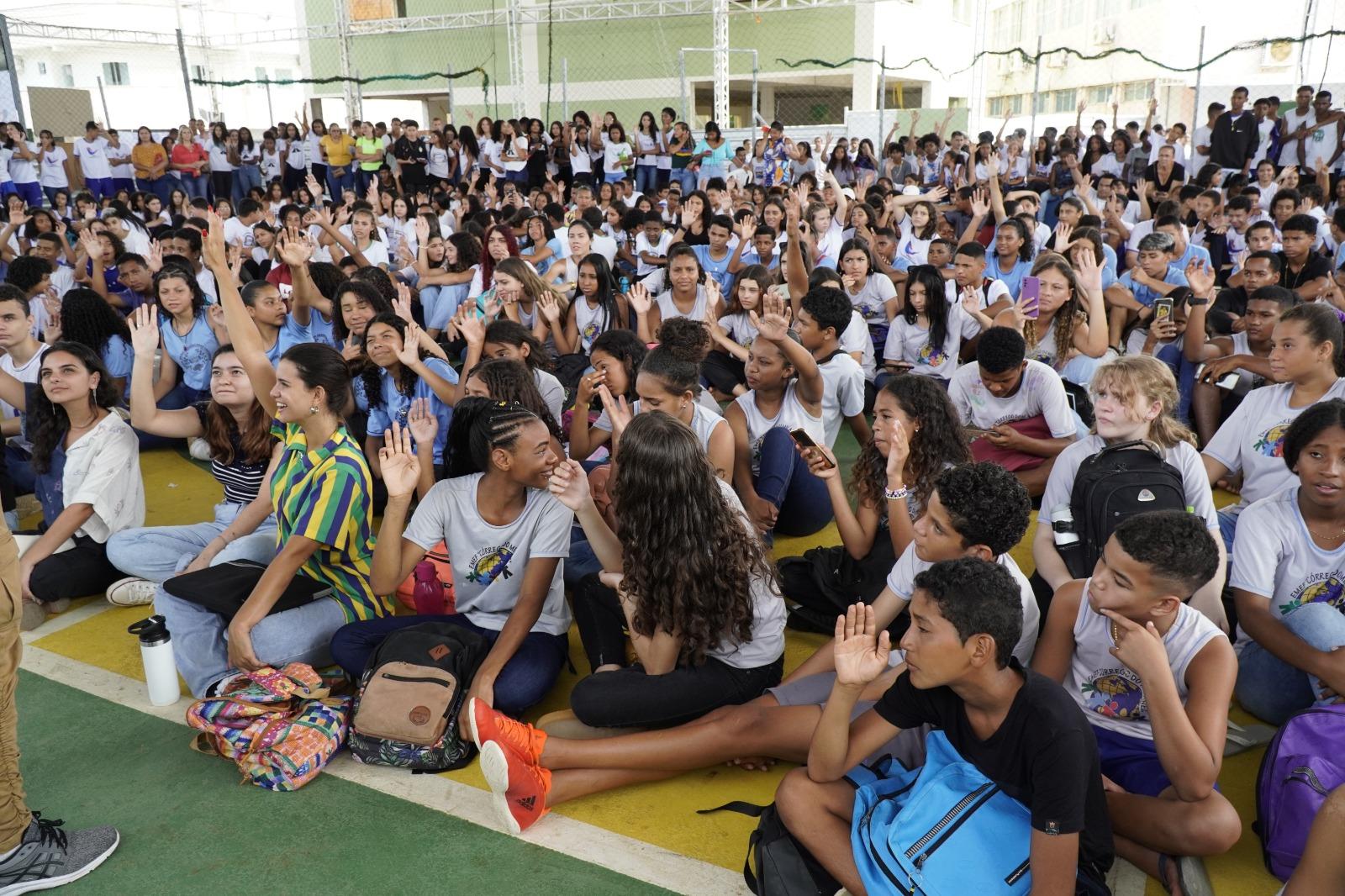 Aula inaugural da Rede Municipal de Educação é o hip hop na escola, em São Mateus, ES