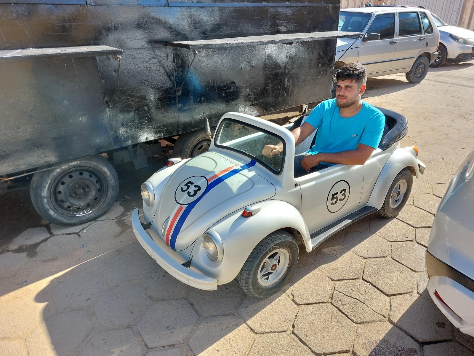 Turistas elogiam Carnaval de Guriri, em São Mateus, e comerciantes comemoram sucesso