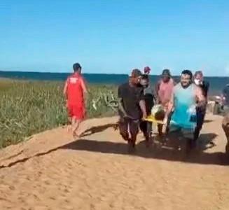 Pescadores são resgatados em de Guriri após 14 dias à deriva em barco