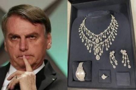 Bolsonaro confirma ter incorporado joias ao acervo pessoal: “Segui a lei”
