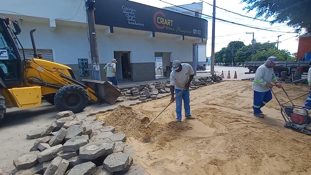 Prefeitura de São Mateus abre múltiplas frentes de trabalho para colocar em dia a limpeza e conservação de ruas