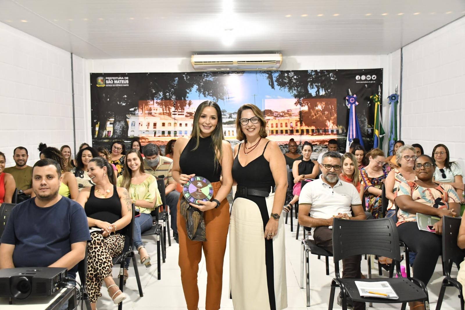 Servidores de São Mateus, ES, participam de treinamento sobre nova lei federal para licitações