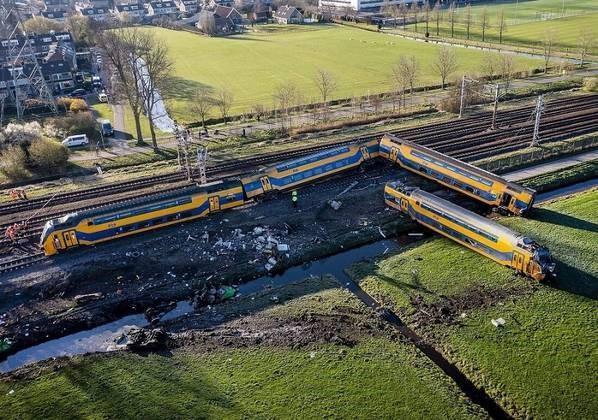 Acidente com trem deixa um morto e 19 feridos graves