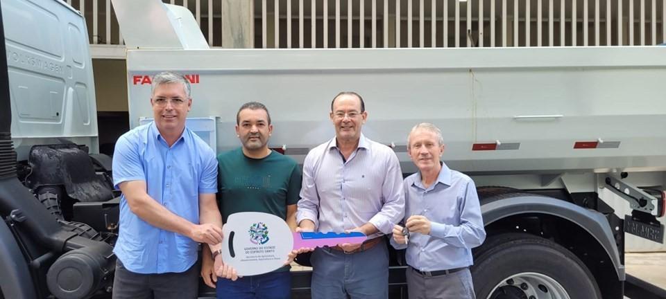 Municípios do Espírito Santo recebem novos equipamentos para a agricultura