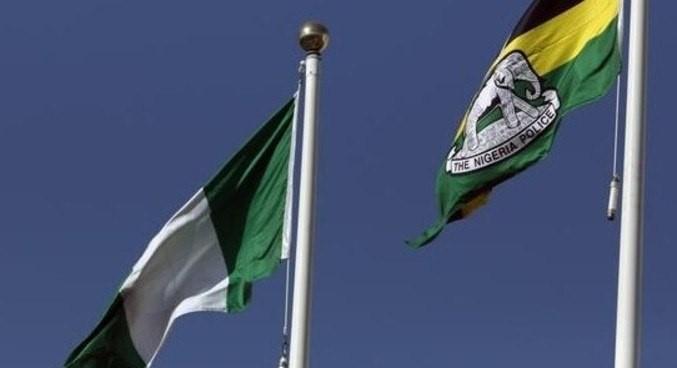 Homens armados sequestram 80 adultos e crianças na Nigéria