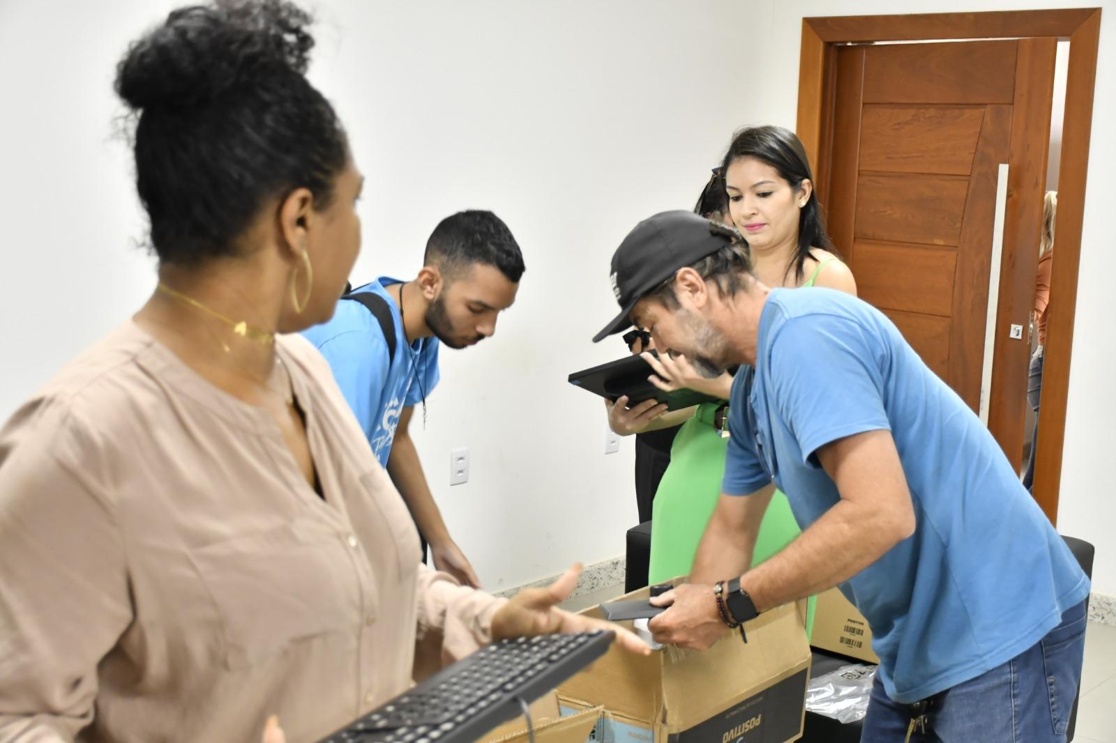 Tecnologia na educação municipal de São Mateus: unidades escolares receberão mais computadores