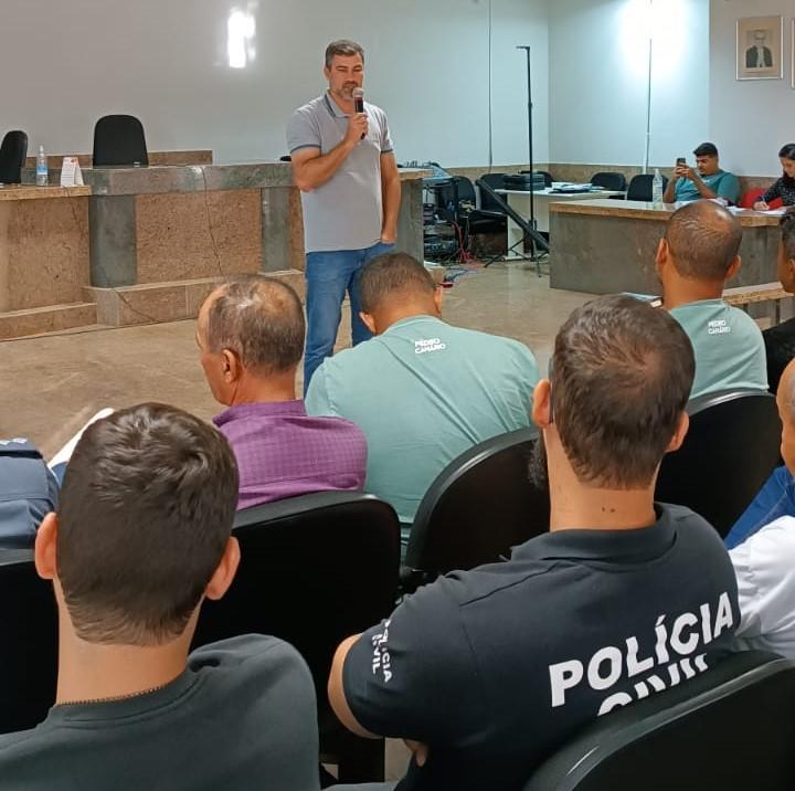 Autoridades se reúnem para debater medidas de segurança nas escolas de Pedro Canário, ES