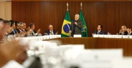 Lula reúne governadores e prefeitos para discutir segurança em escolas