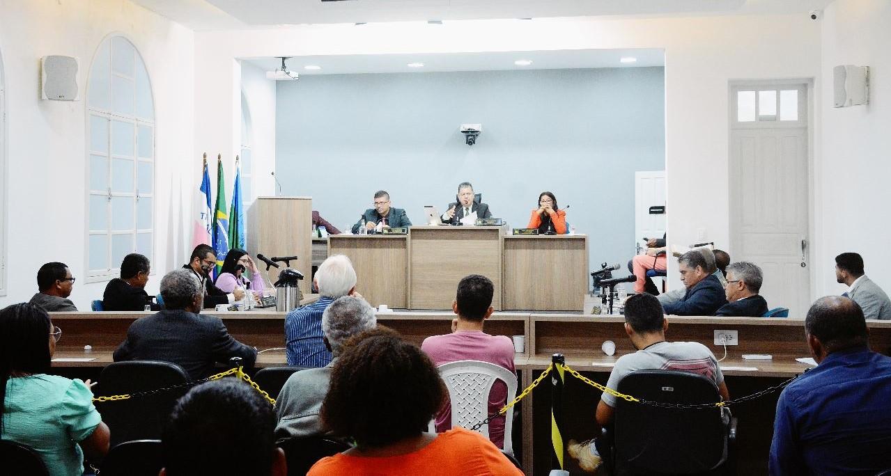 Câmara de São Mateus realiza sessão extra nesta sexta-feira (28) para votar 118 proposições