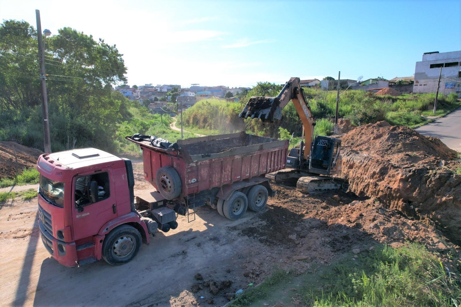 Parceria entre Prefeitura de São Mateus e Governo do ES inicia a construção de bueiro ARMCO para prevenir alagamentos