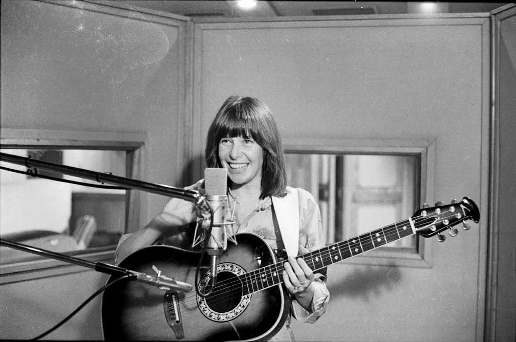 Rita Lee, rainha do rock brasileiro, morre aos 75 anos em São Paulo