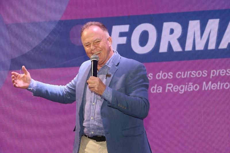 Governo do ES realiza formatura de alunos do Qualificar ES na Região Metropolitana