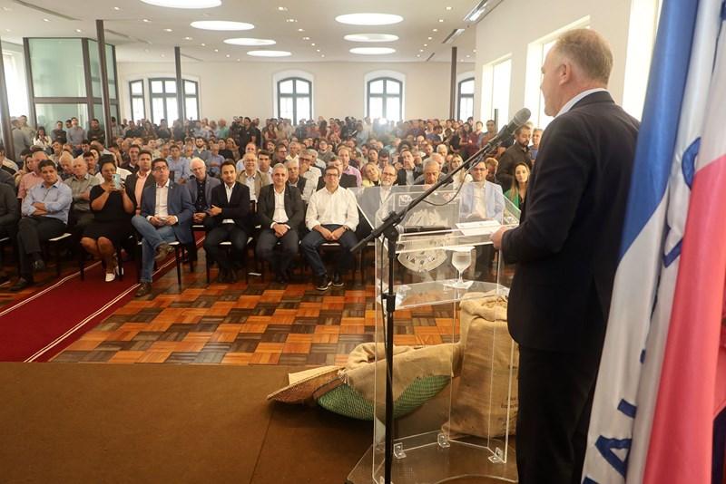 Casagrande lança Programa de Desenvolvimento Sustentável da Cafeicultura do Espírito Santo