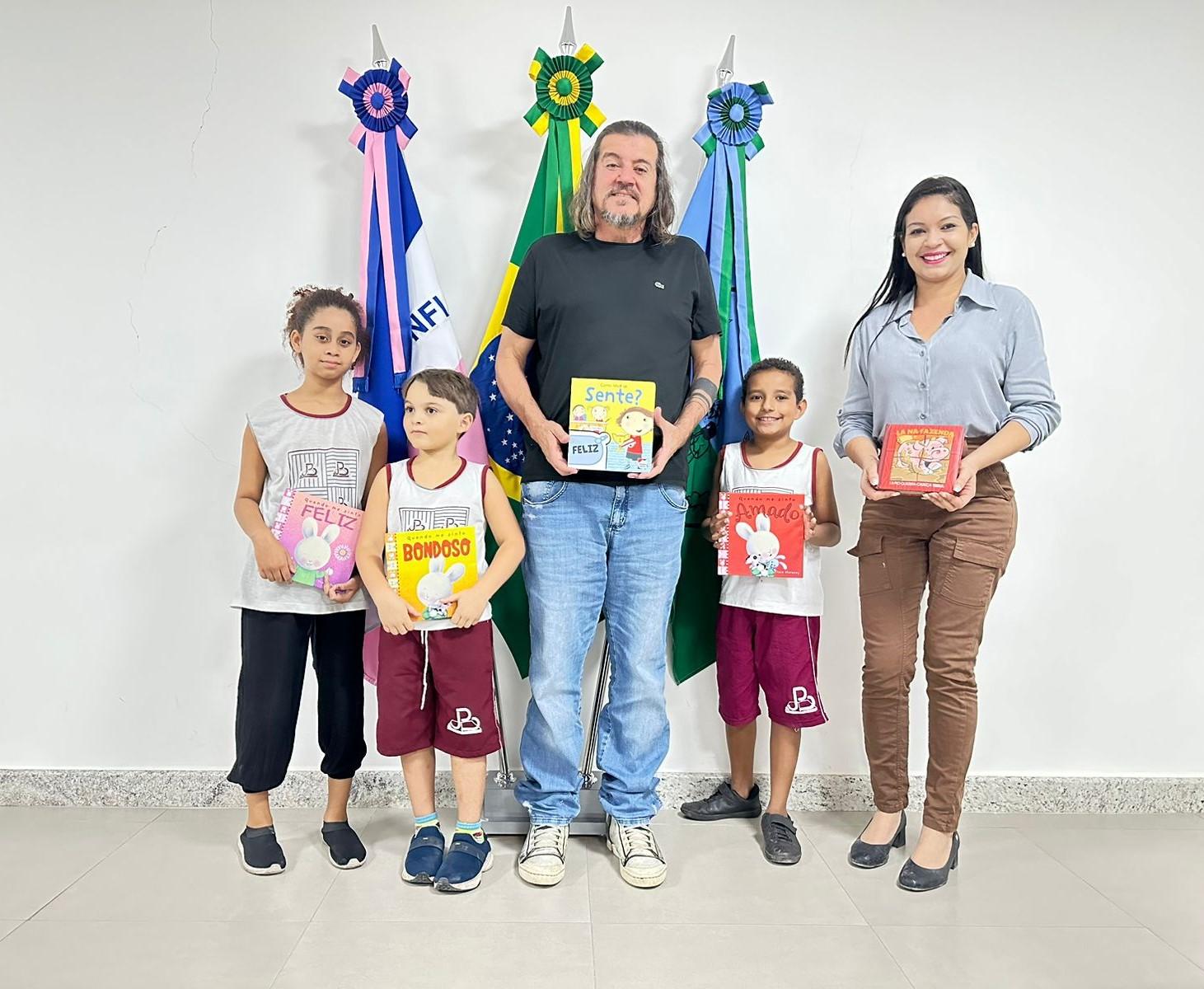 Prefeitura implementa projeto pedagógico participativo para incentivar a leitura, em São Mateus, ES