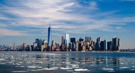 Nova York está afundando por causa do peso dos arranha-céus, aponta estudo