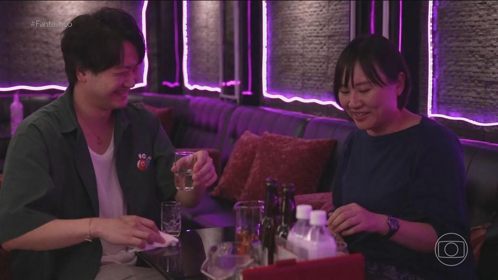 “Namorados de aluguel” e “síndrome do celibato”: veja o que está por trás da falta de bebês no Japão