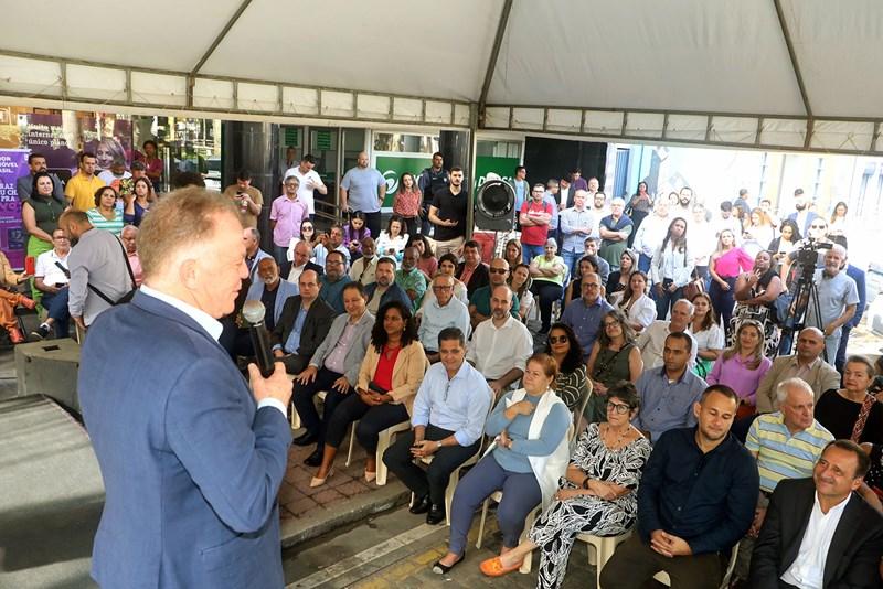 Governo do Espírito Santo inicia obras de restauro do Theatro Carlos Gomes
