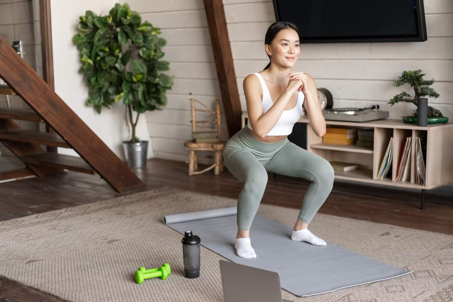 7 exercícios para fazer em casa que dão o mesmo resultado que academia