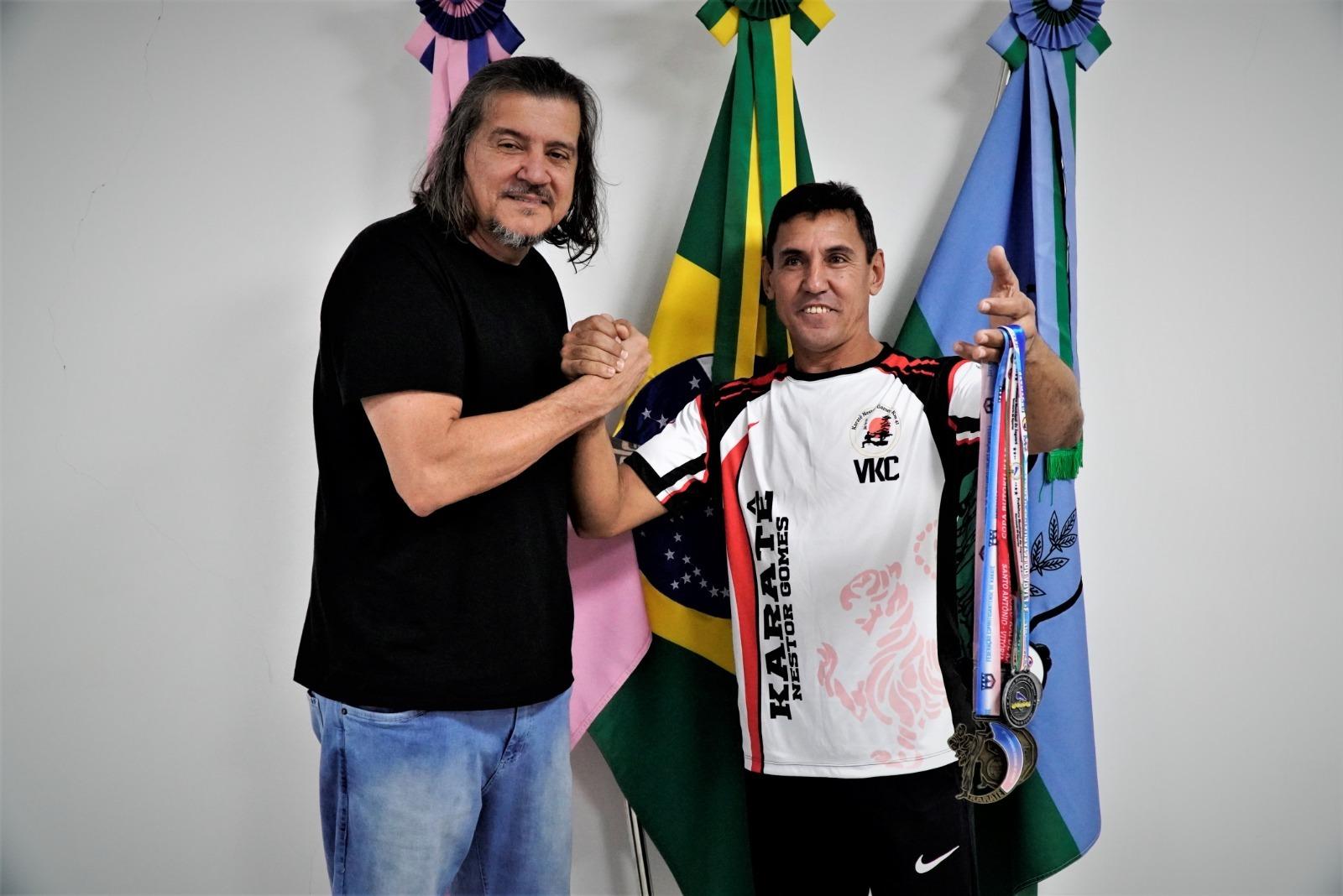 Incentivo da Preffeitura ao esporte dá resultado: Karatê de Nestor Gomes traz nove medalhas para São Mateus, ES