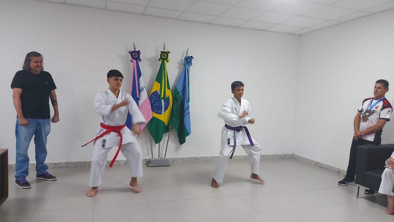 Incentivo da Preffeitura ao esporte dá resultado: Karatê de Nestor Gomes traz nove medalhas para São Mateus, ES