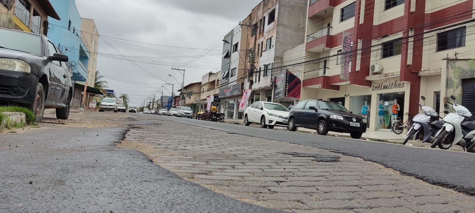 Paulo Fundão requer recapeamento asfáltico na Avenida João XXIII, em São Mateus, ES