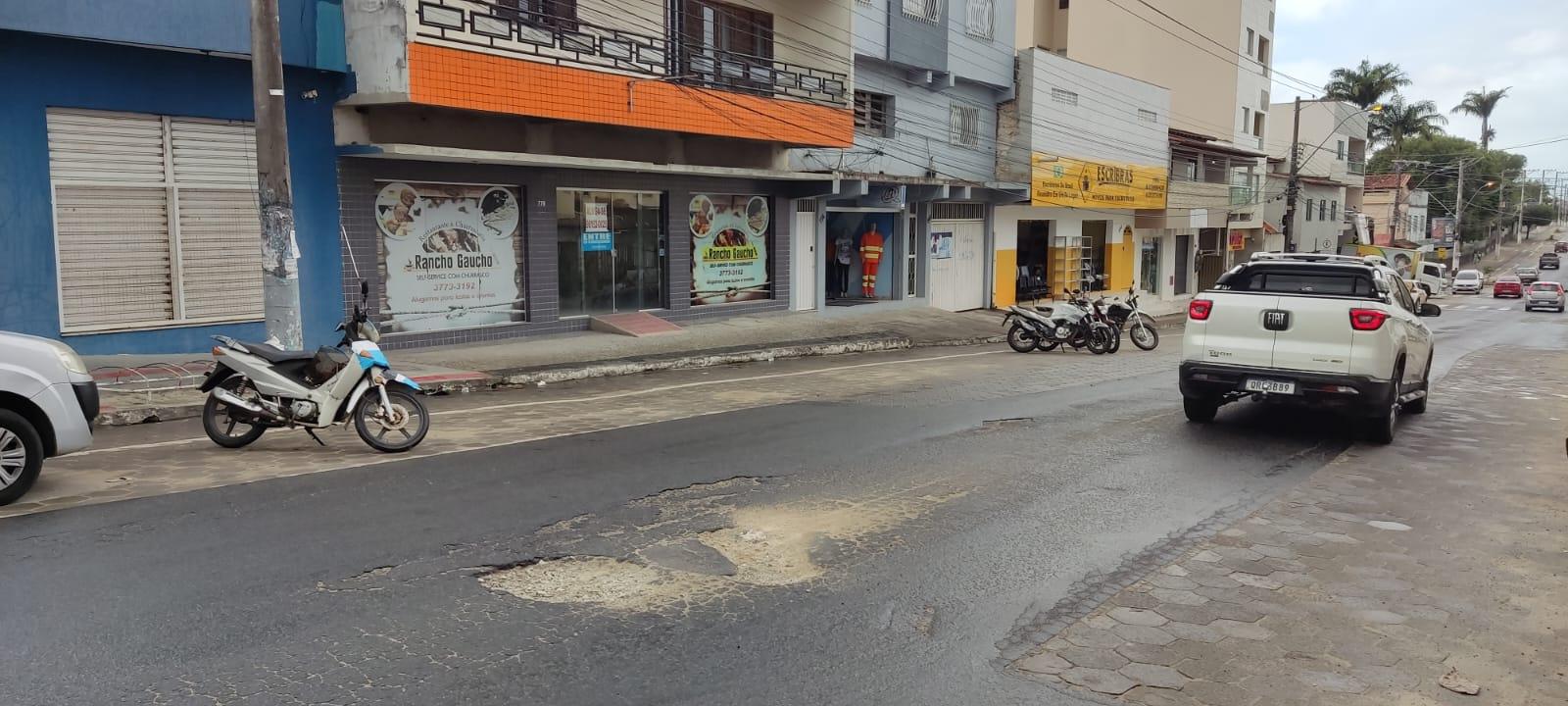 Paulo Fundão requer recapeamento asfáltico na Avenida João XXIII, em São Mateus, ES