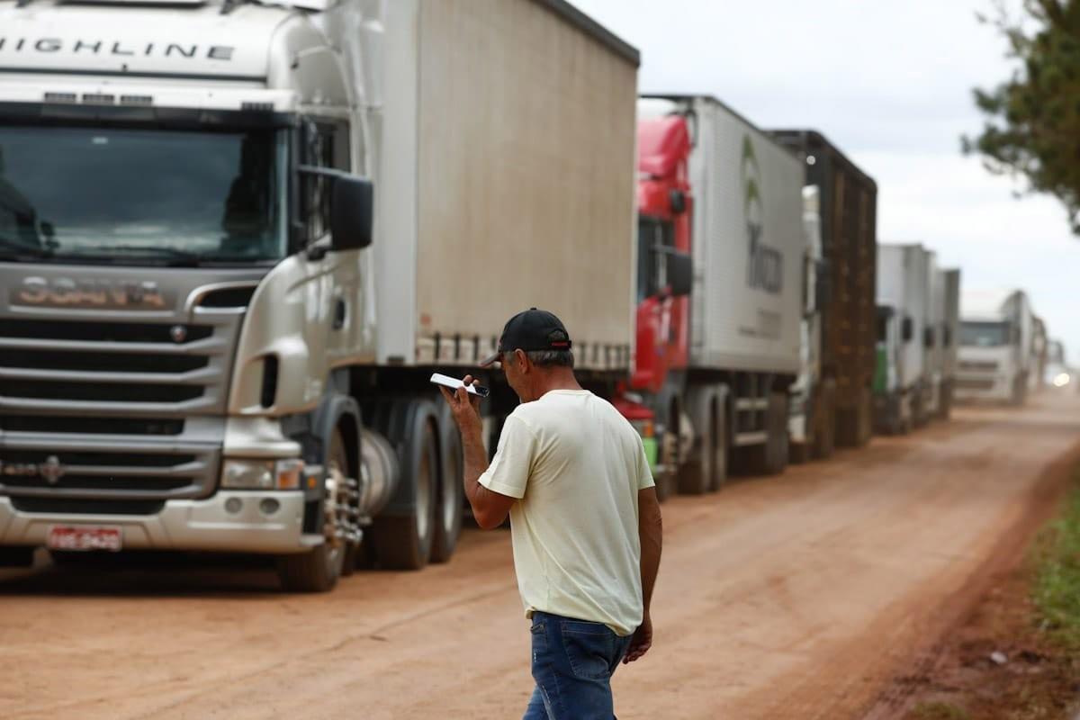 Caminhoneiros têm até o fim do ano para fazer exame toxicológico
