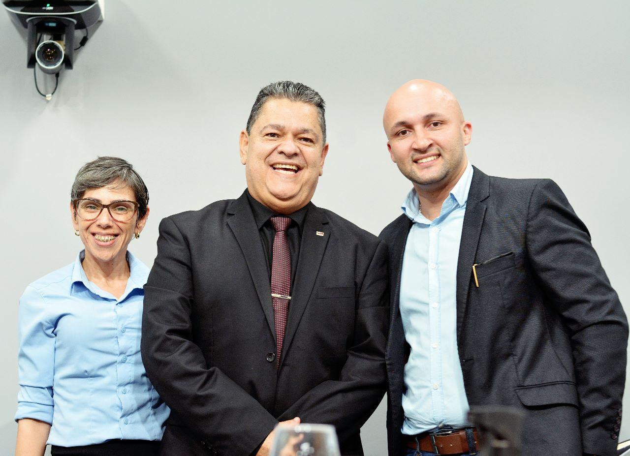 Paulo Fundão define transferência de R$ 100 mil para o Lar dos Velhinhos, em São Mateus, ES