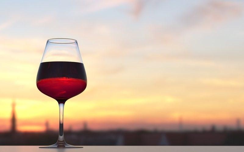 Qual a diferença entre vinho seco e vinho suave?
