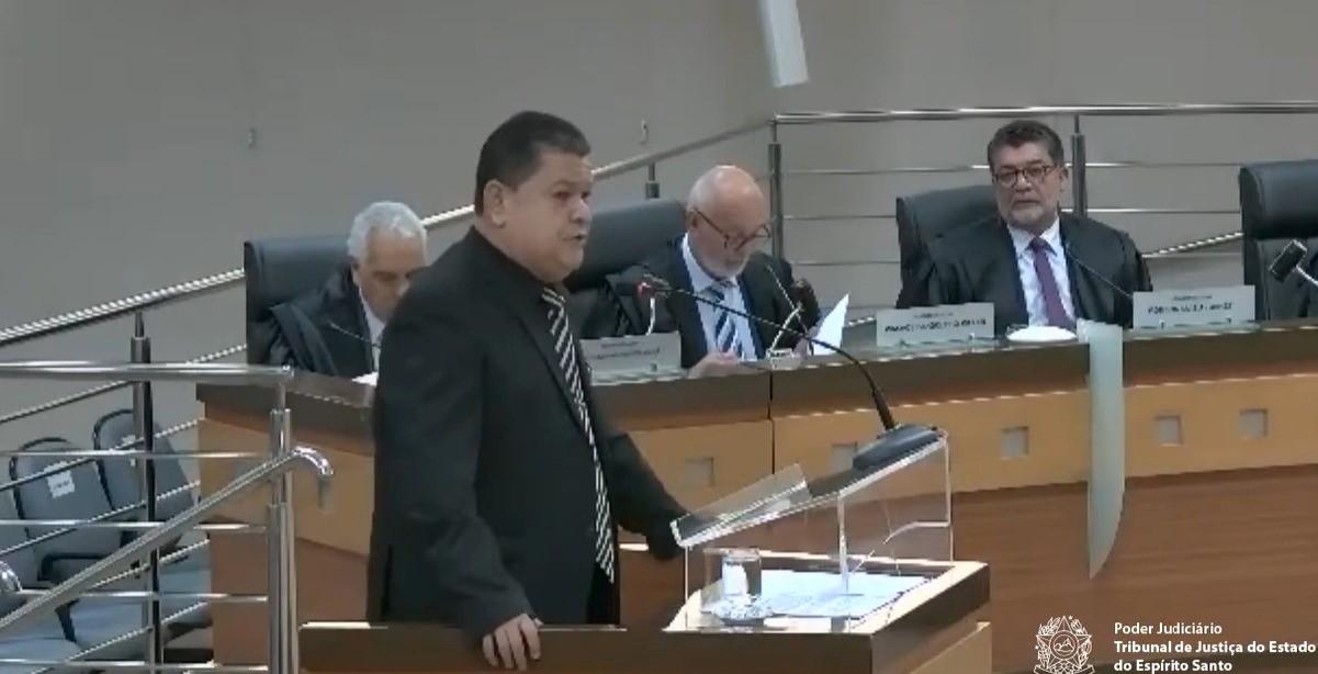 Paulo Fundão defende servidores no TJES e adverte Viação São Gabriel sobre descumprimento de contrato, em São Mateus, ES