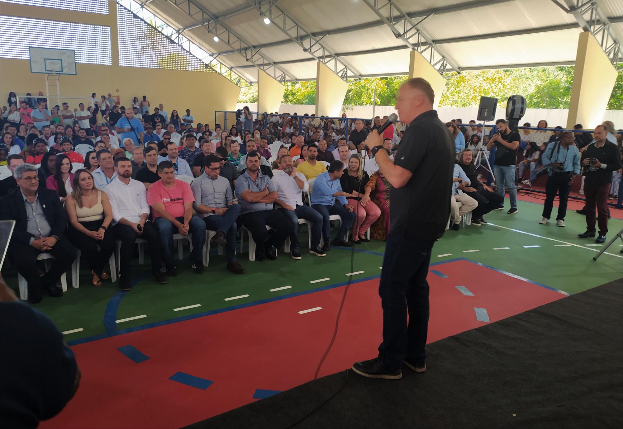 Governador Renato Casagrande entrega obras e anuncia novas ações em Conceição da Barra, ES
