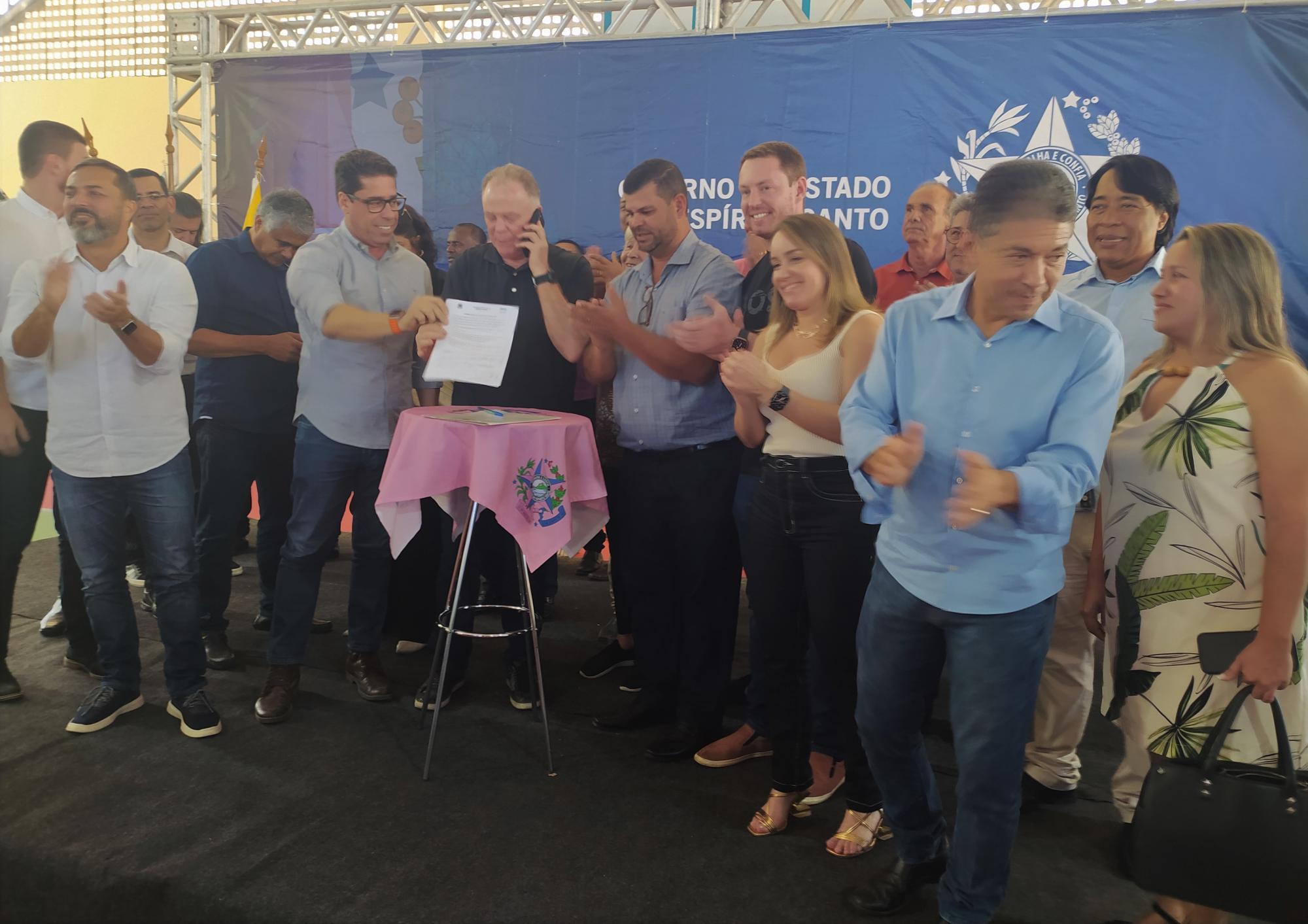 Governador Renato Casagrande entrega obras e anuncia novas ações em Conceição da Barra, ES
