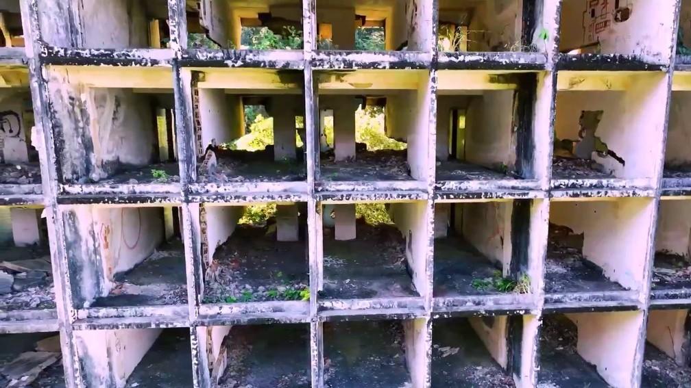 O esqueleto de hotel de luxo escondido há 70 anos na Floresta da Tijuca, no Rio