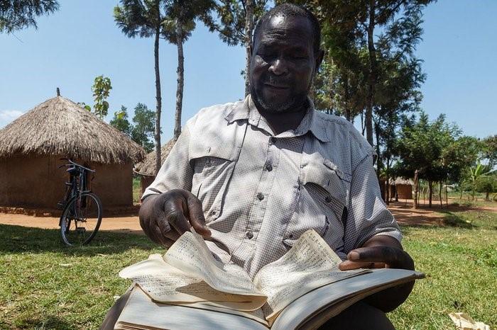 Pai de 102 filhos em Uganda afirma que “já é suficiente”